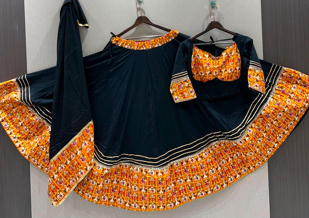 Heavy Reyon Fabric Vintage Patola Border Chaniyacholi With Fancy Patola Dupatta